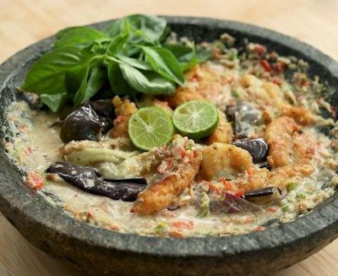 Pecak Ikan Terong Lezat ala Rumahan