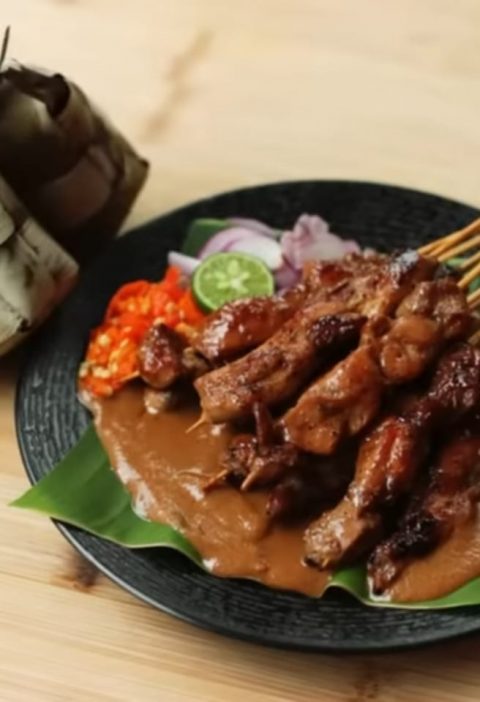 Resep Sate Ayam Praktis: Nikmatnya Sate Ayam dengan Bumbu Kacang Lezat