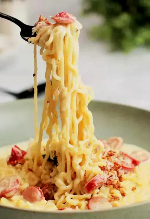 Resep Mie Carbonara Indomie: Cita Rasa Kekinian yang Gampang Dibuat di Rumah!