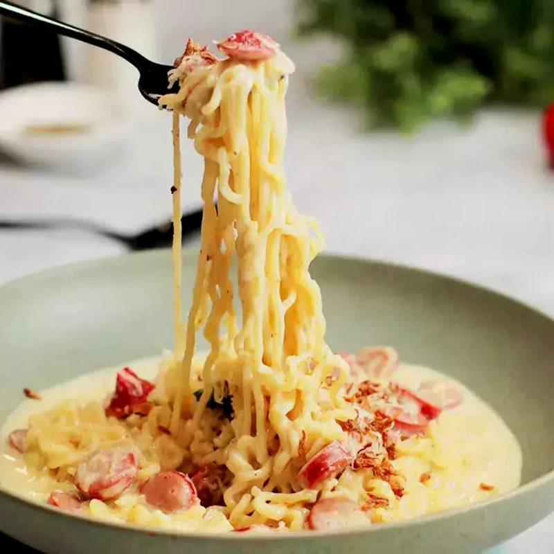 Resep Mie Carbonara Indomie: Cita Rasa Kekinian yang Gampang Dibuat di Rumah!