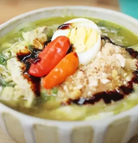 Resep Soto Ayam Lamongan Lezat dan Segar (untuk 9-10 Porsi)