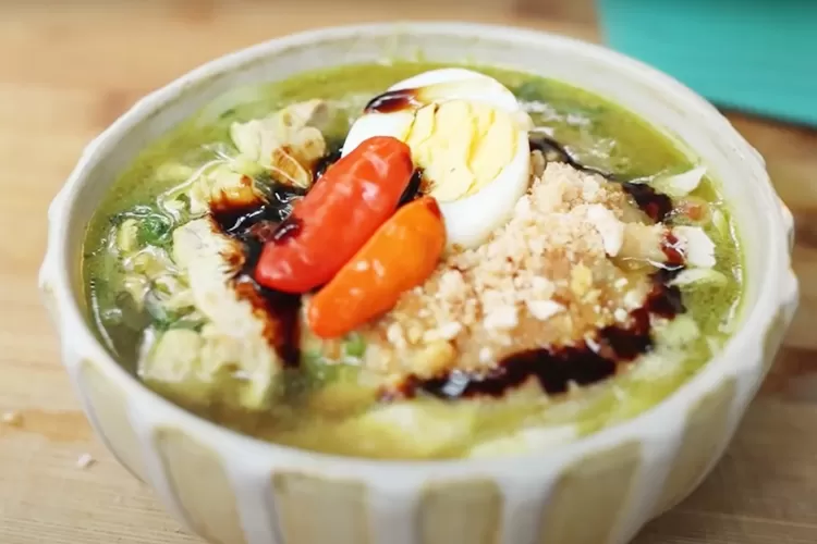 Resep Soto Ayam Lamongan Lezat dan Segar (untuk 9-10 Porsi)