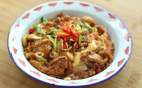 Resep Oyakodon: Nikmati Lezatnya Ayam dan Telur dalam Sepiring Nasi