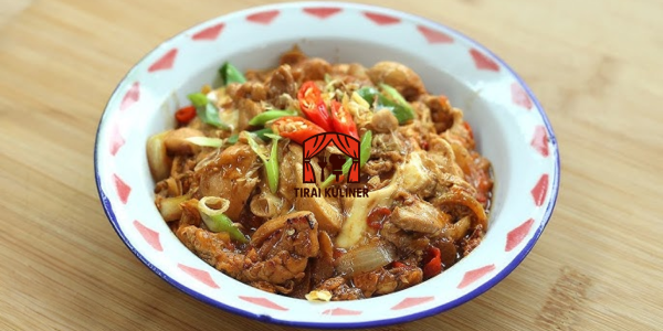 Resep Oyakodon: Nikmati Lezatnya Ayam dan Telur dalam Sepiring Nasi